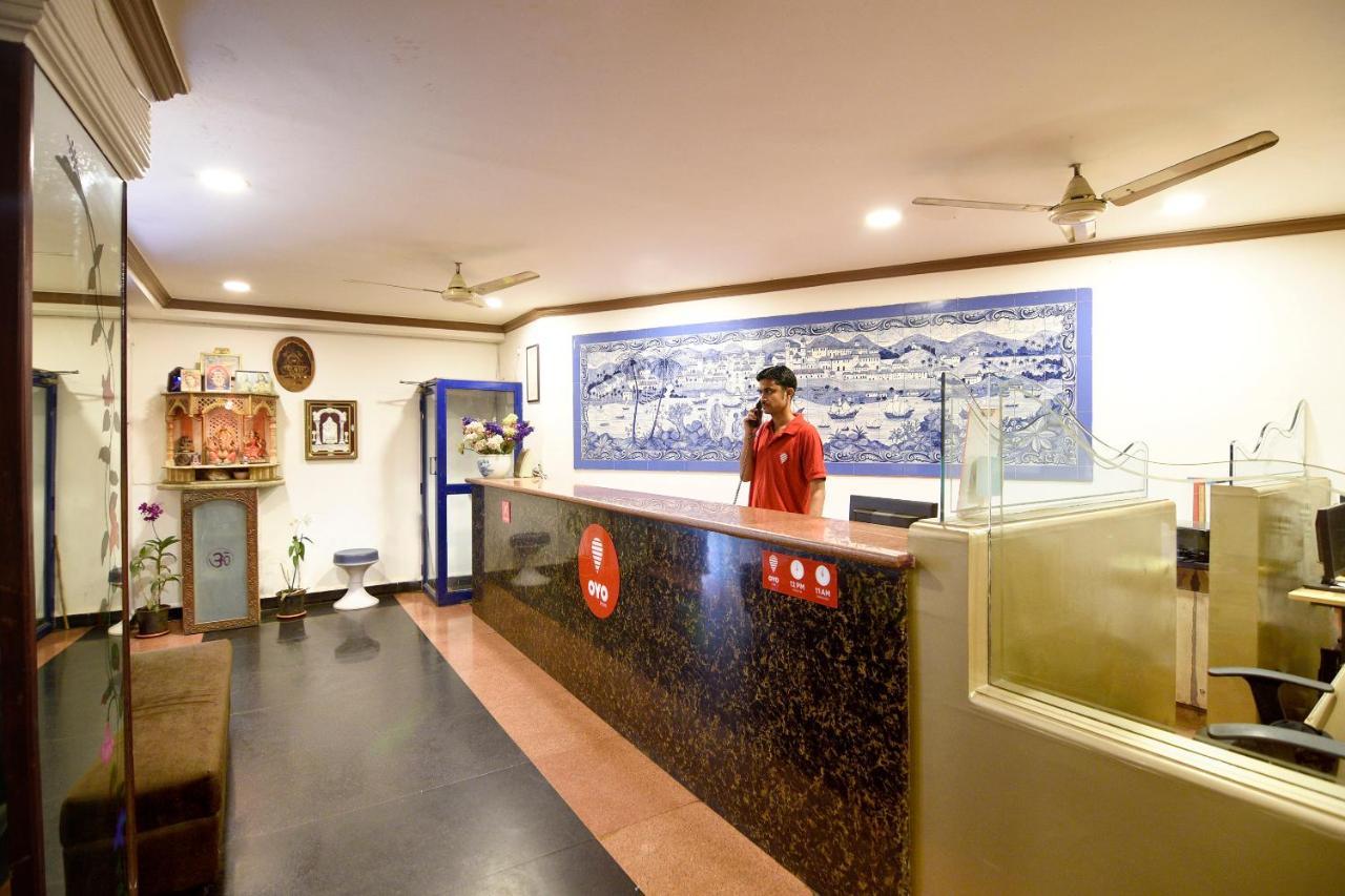 Om Shiv Hotel Madgaon Exteriör bild