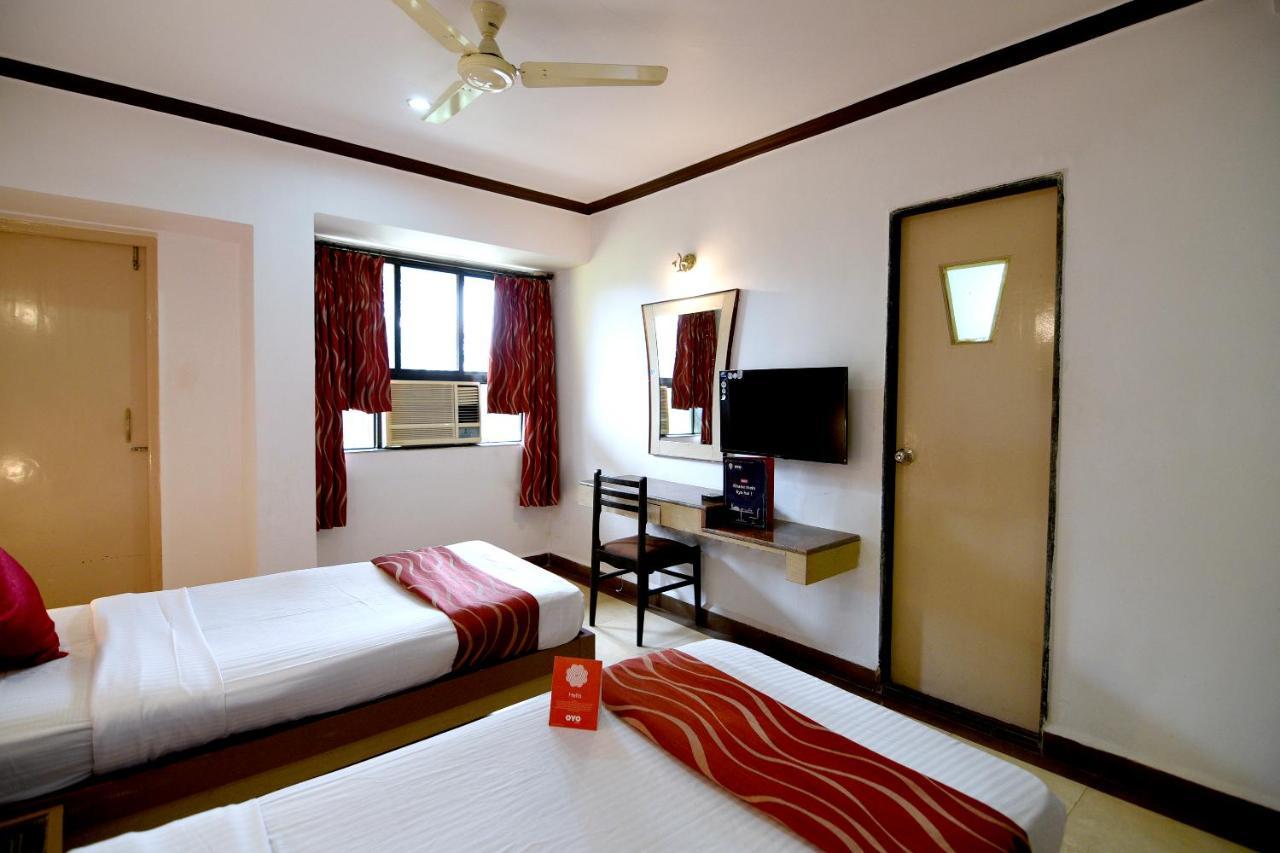 Om Shiv Hotel Madgaon Exteriör bild